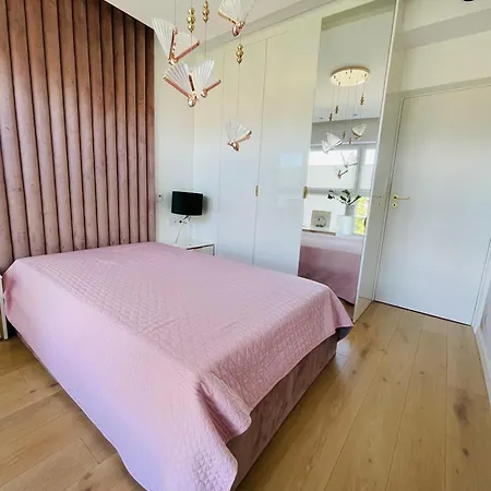 Unique House For Football Fans-wroclaw Final- Near Stadium Διαμέρισμα