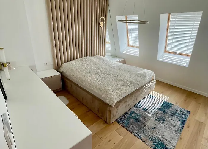 Unique House For Football Fans-wroclaw Final- Near Stadium * 弗罗茨瓦夫