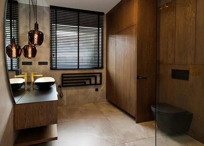 Unique House For Football Fans-wroclaw Final- Near Stadium 公寓