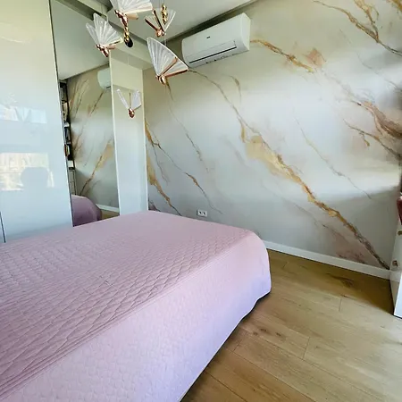 Апартаменты Unique House For Football Fans-wroclaw Final- Near Stadium