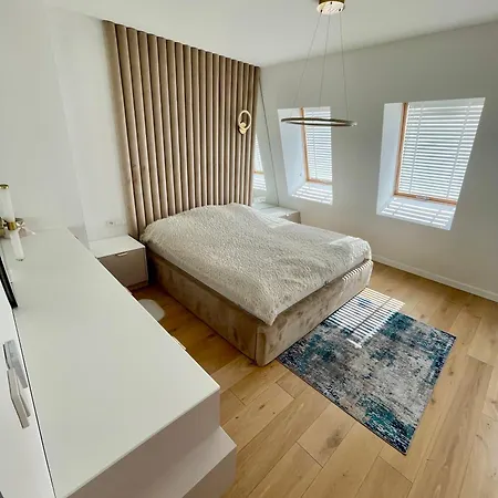 Unique House For Football Fans-wroclaw Final- Near Stadium * Вроцлав